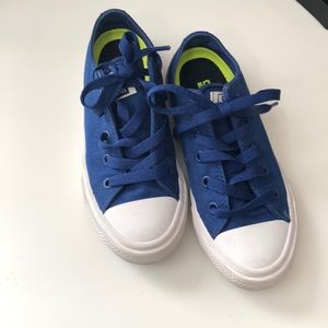 Converse Chuck Taylor low tops